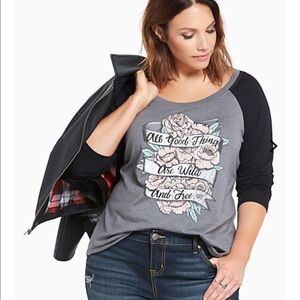 Torrid Top w/Thoreau quote